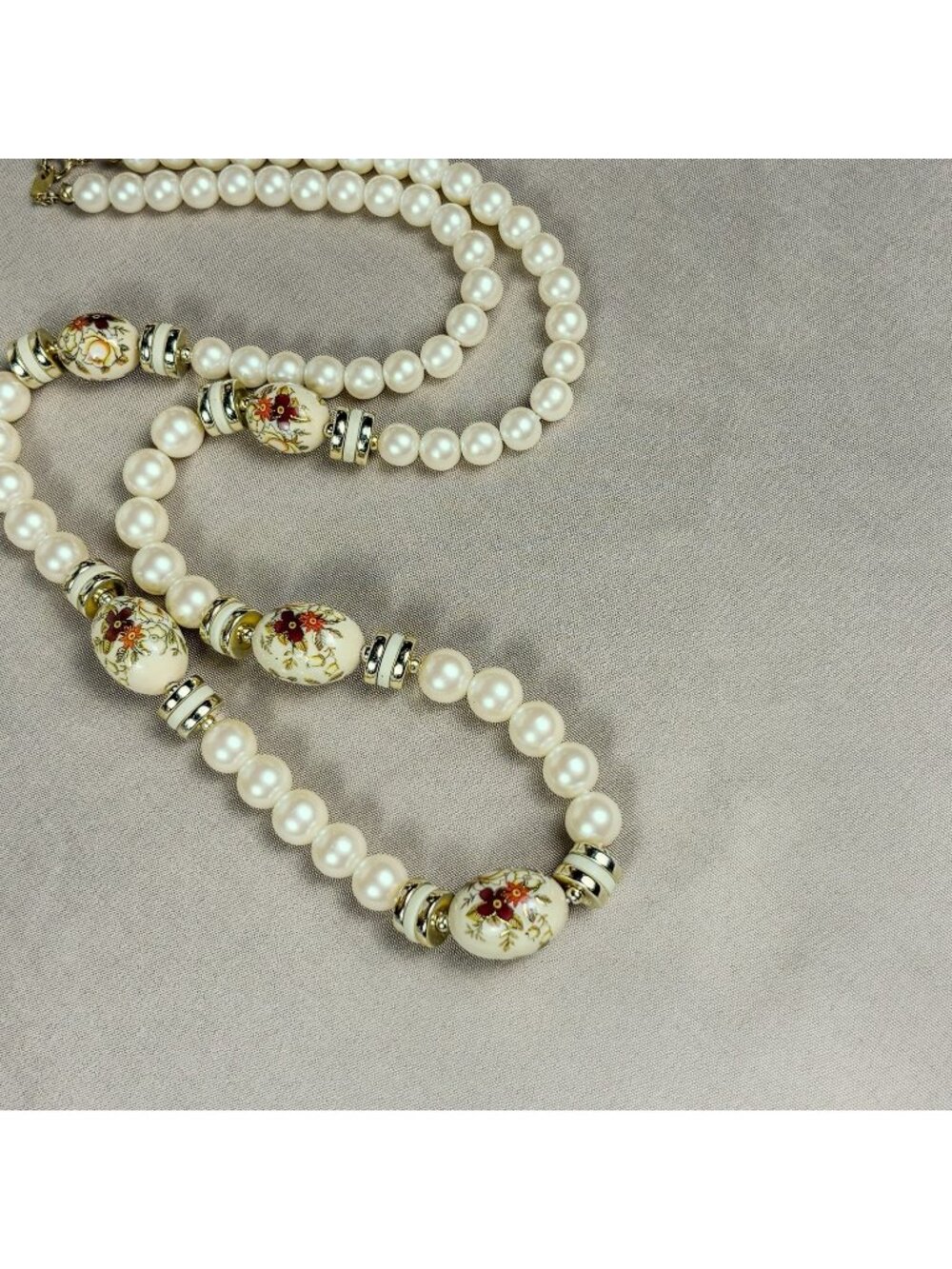 VTG Japanese Tensha Beads Faux Pearl Necklace Yellow White Floral 28” B98